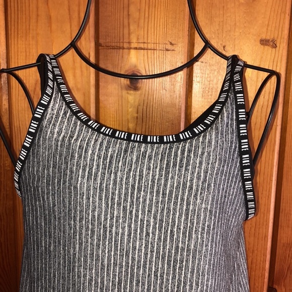Nike tank top dri fit top size medium gray and black Nike top active wear workou - Picture 2 of 6